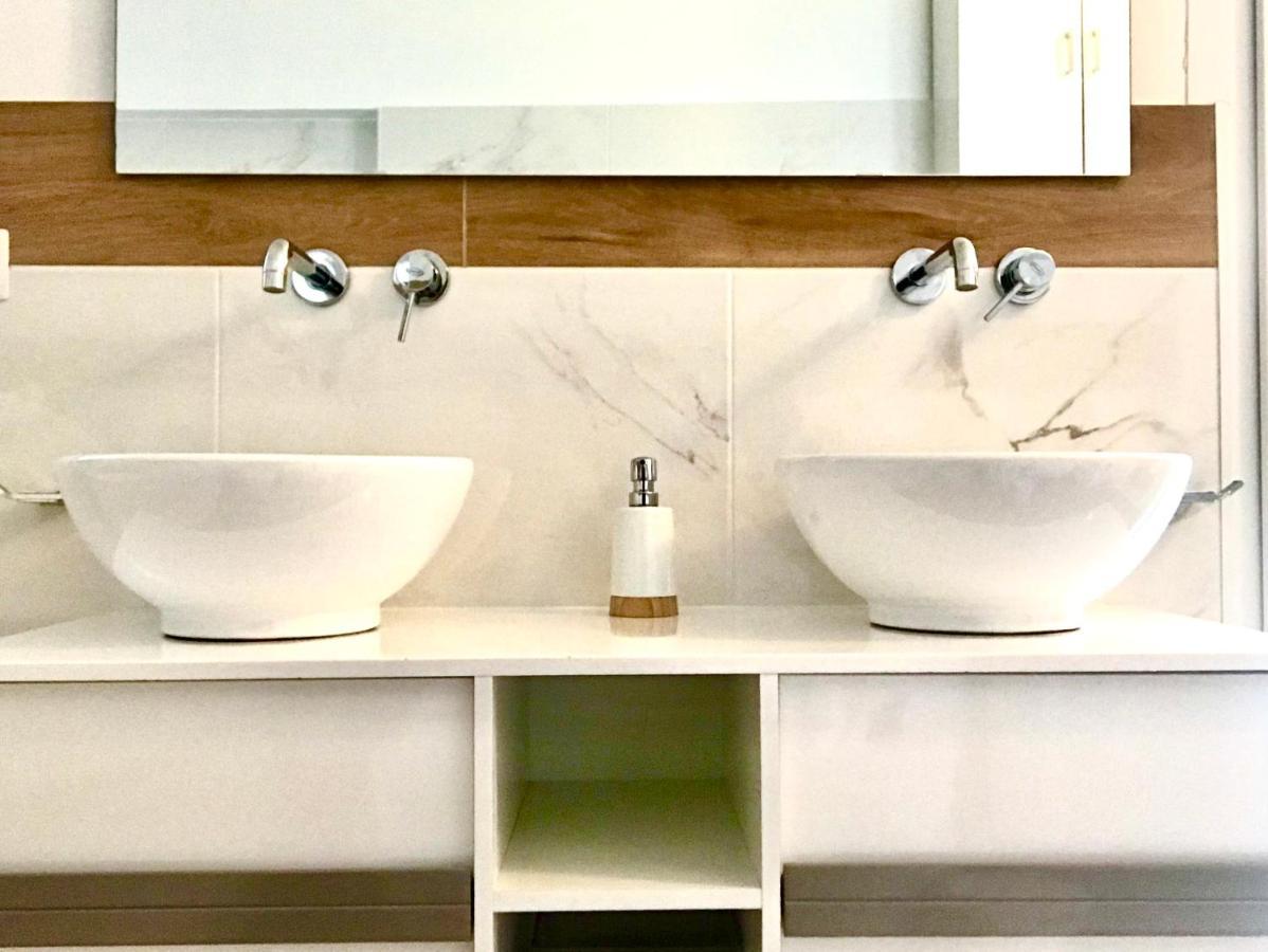 Stanza E Bagno Privato, Idromassaggio Con Extra Fee, In Appartamento Ferrara Luaran gambar