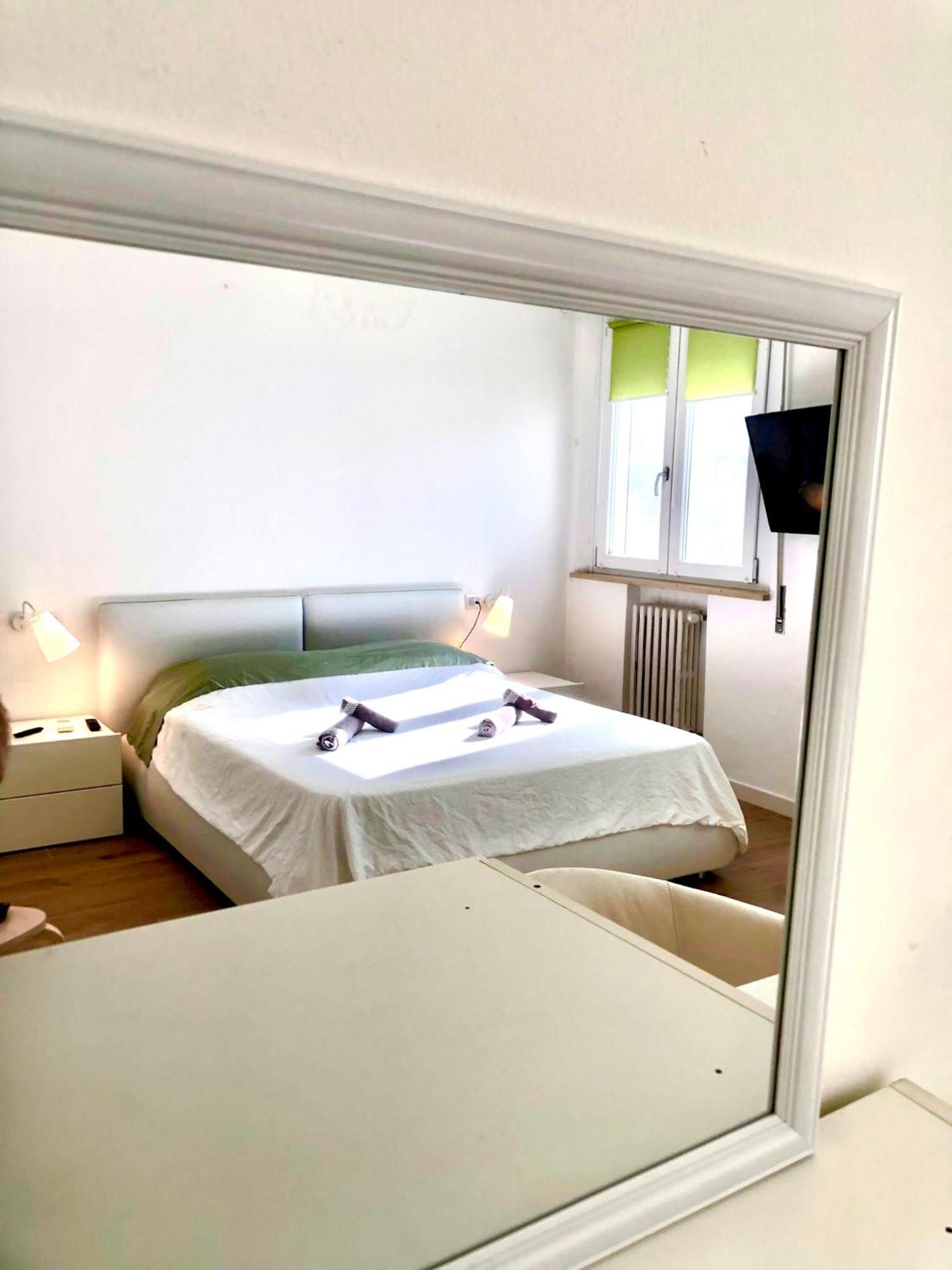 Stanza E Bagno Privato, Idromassaggio Con Extra Fee, In Appartamento Ferrara Luaran gambar